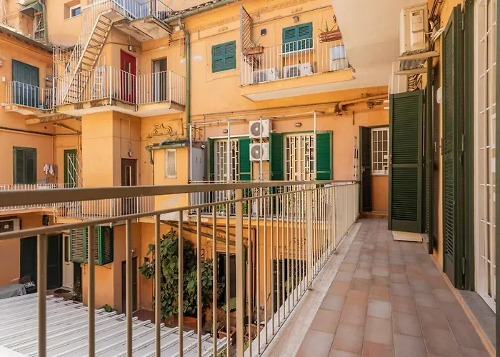 Appartement La Dolce - Elegant Retreat In The Heart Of