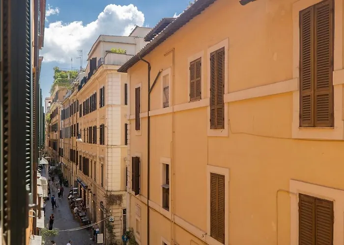 Appartement La Dolce - Elegant Retreat In The Heart Of